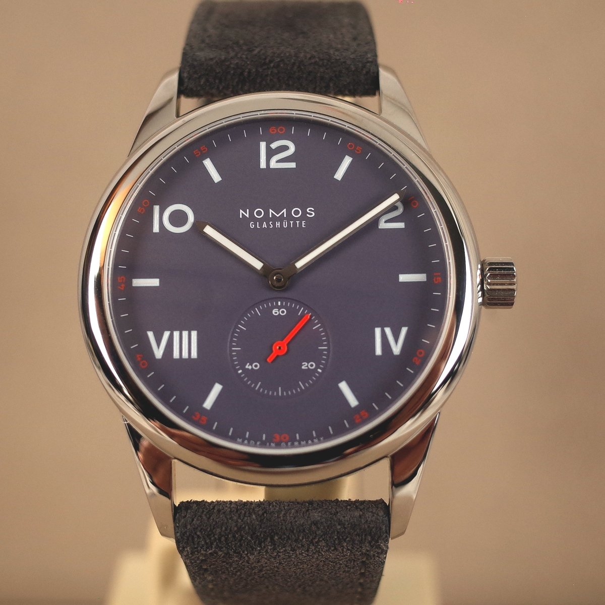 Nomos Club Campus 38 "blue purple" 730 - V. Gasser 1873