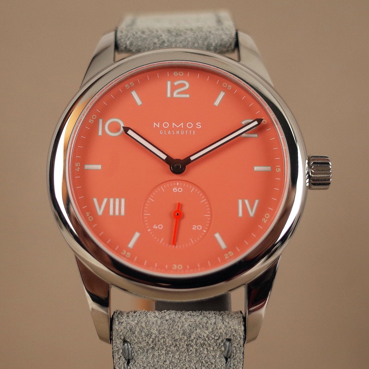 Nomos Club Campus cream coral 714 - V. Gasser 1873