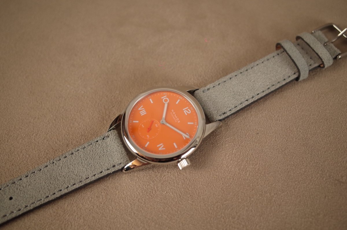 Nomos Club Campus future orange 710 - V. Gasser 1873