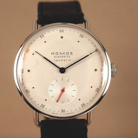 Nomos Metro neomatik 1106 - V. Gasser 1873