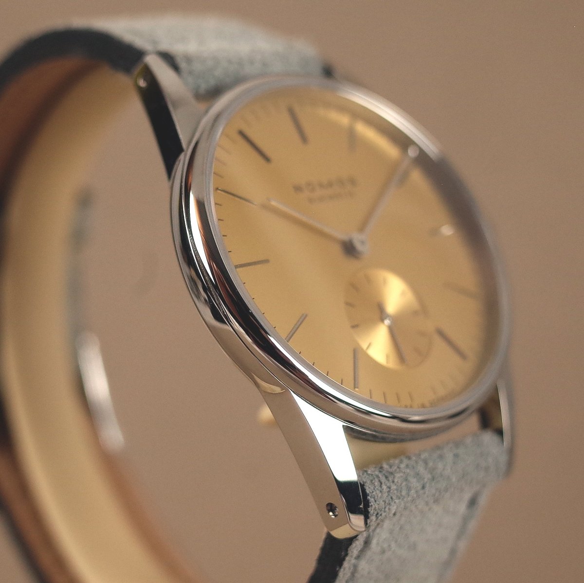 Nomos Orion 33 gold 358 - V. Gasser 1873