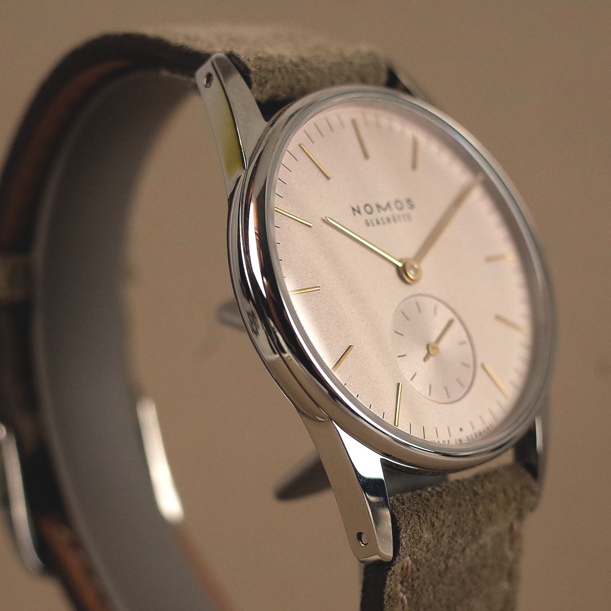 Nomos Orion 33 rosé 325 - V. Gasser 1873