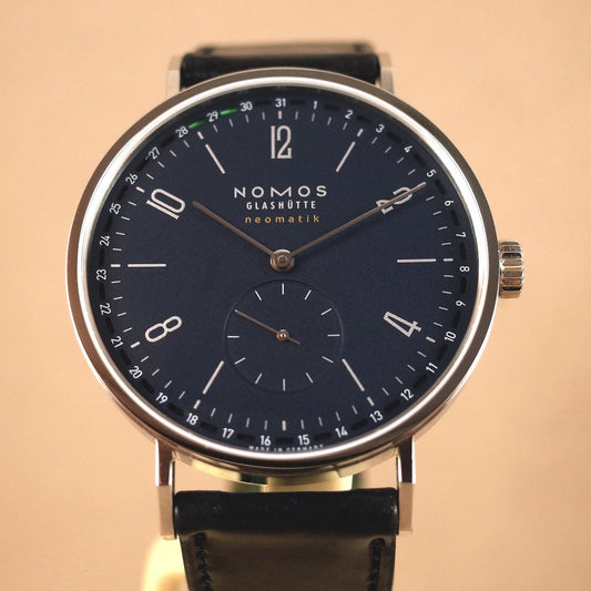 Nomos Tangente neomatik 41 Update nachtblau 182 - V. Gasser 1873