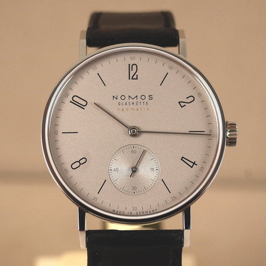 Nomos Tangente neomatik platingrau 189 - V. Gasser 1873