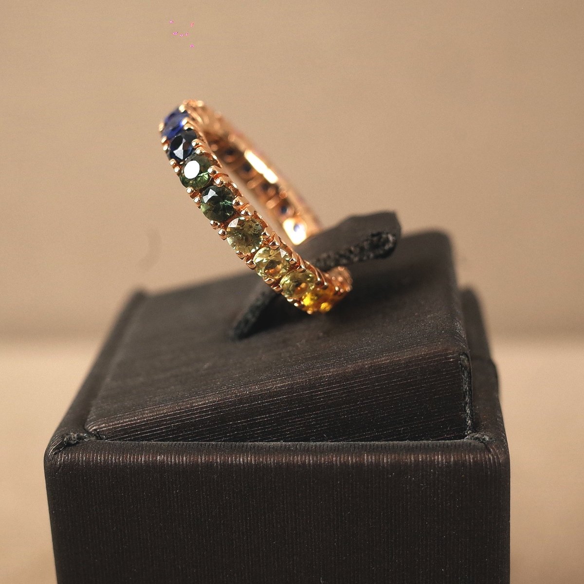 Ring Rainbow Saphire - V. Gasser 1873