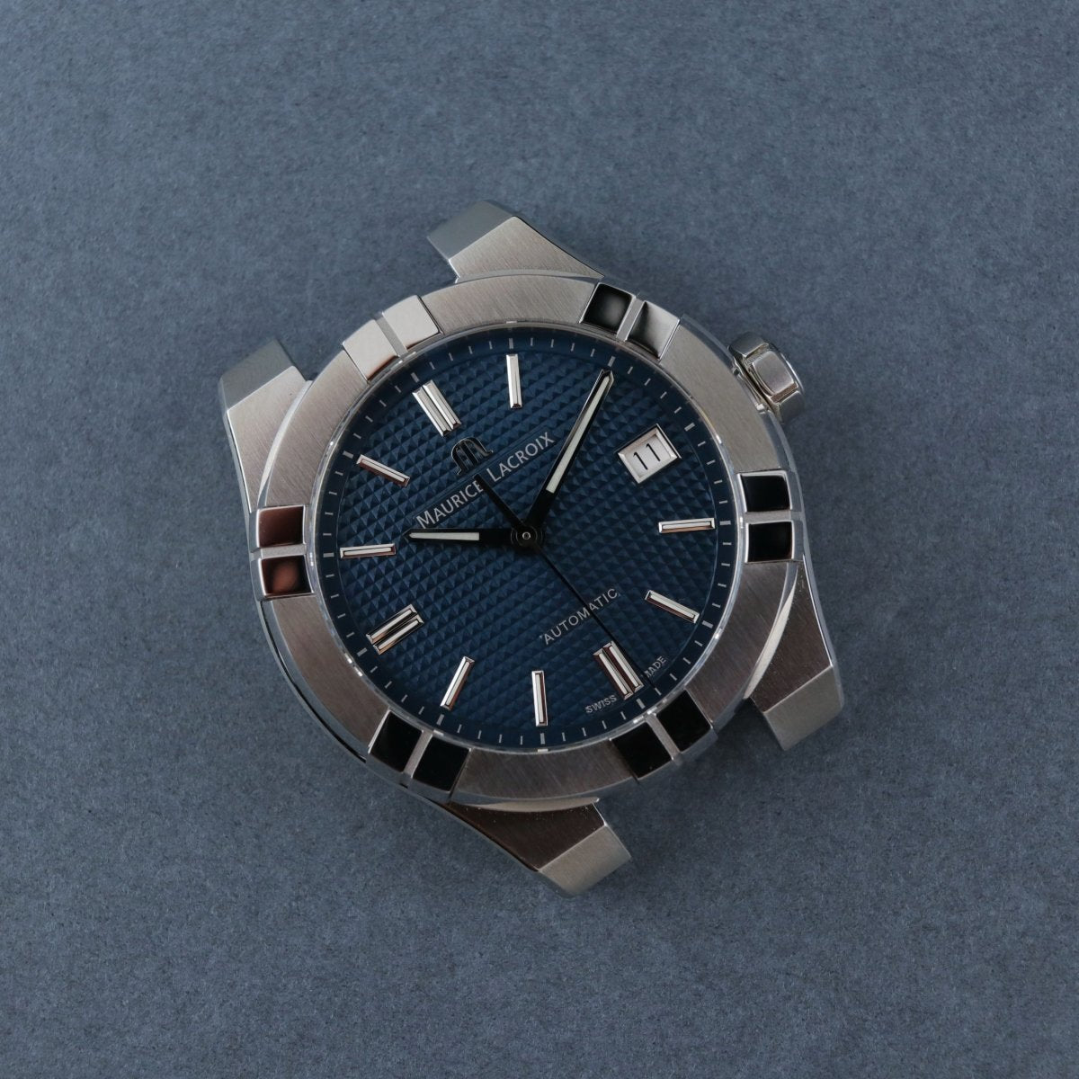 Maurice lacroix aikon automatic 39 hot sale